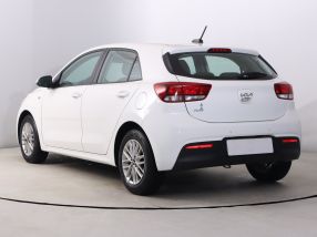 Kia Rio - 2021