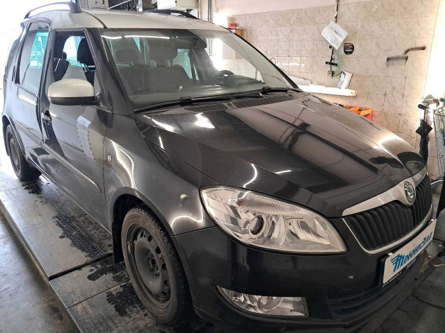 Škoda Roomster 2012