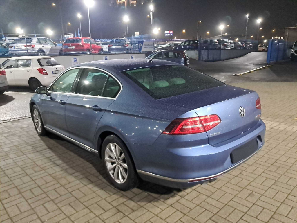 Volkswagen Passat