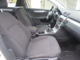 Volkswagen Passat 2011