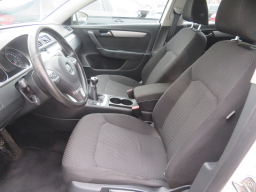 Volkswagen Passat 2011