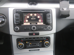 Volkswagen Passat 2011