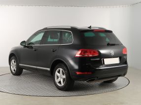 Volkswagen Touareg - 2012