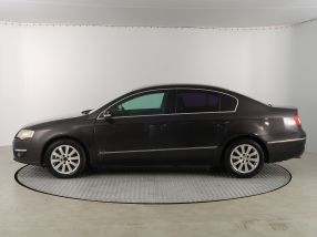 Volkswagen Passat - 2008