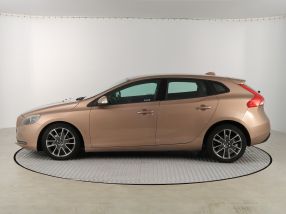 Volvo V40 - 2015