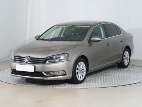 Volkswagen Passat - 2013