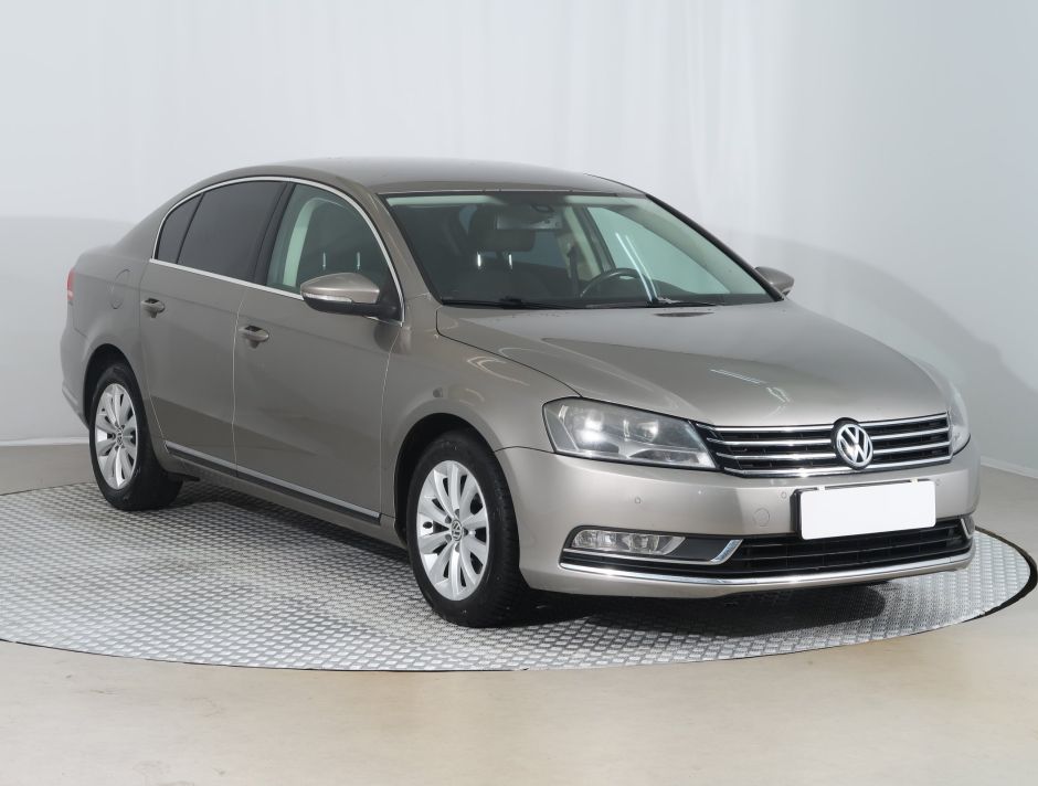 Volkswagen Passat - 2013