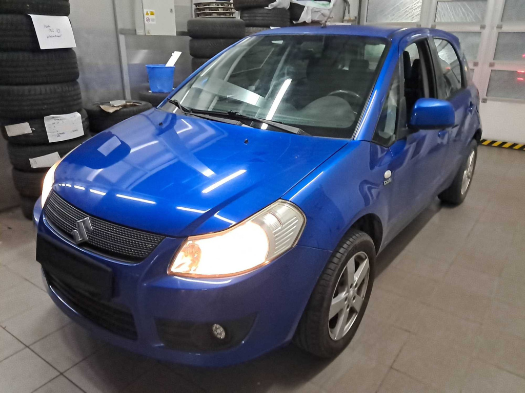 Suzuki SX4
