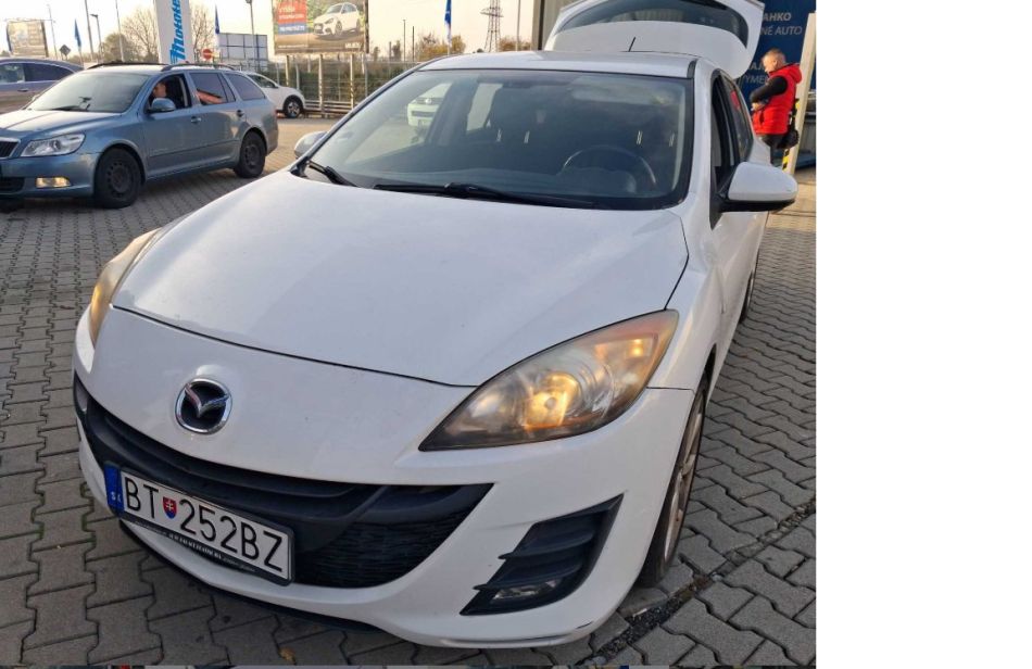 Mazda 3 - 2010