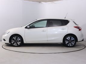 Nissan Pulsar - 2015