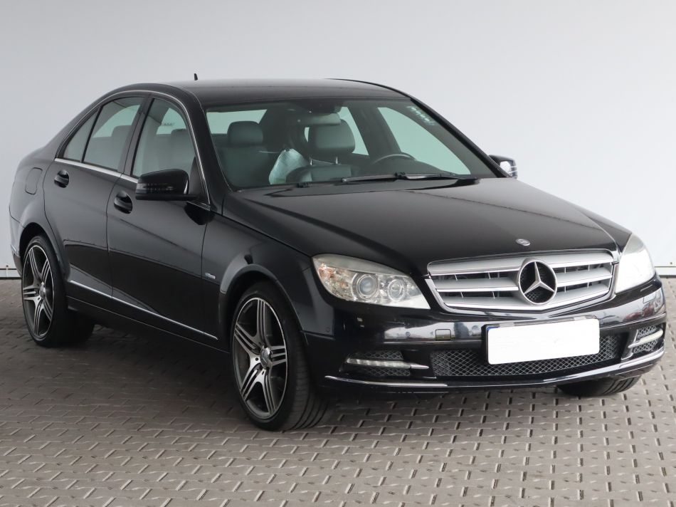 Mercedes-Benz C - 2010