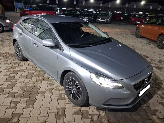 Volvo V40 2016