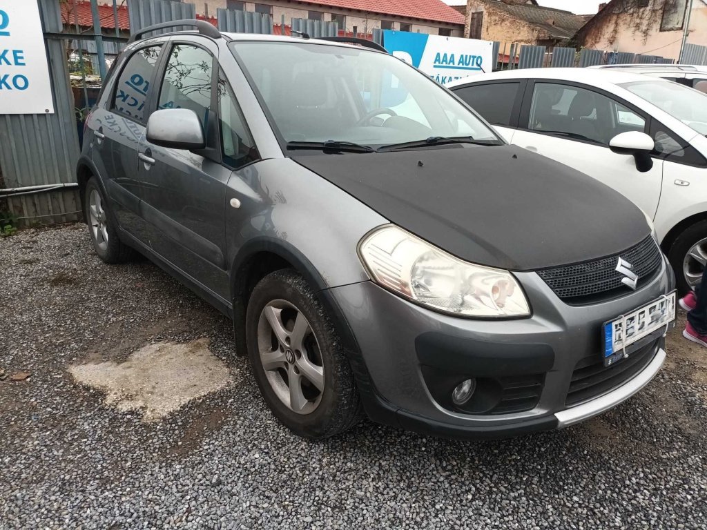 Suzuki SX4