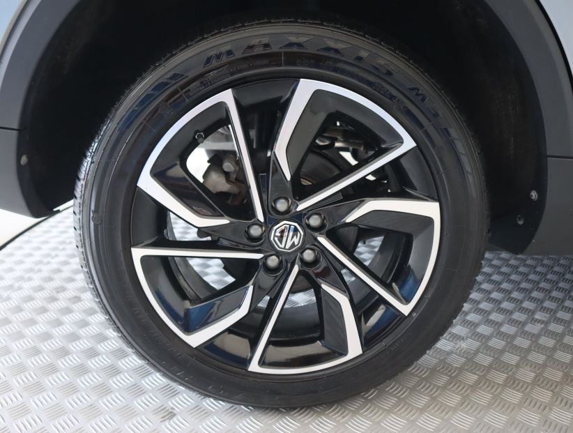MG ZS SUV, 2025