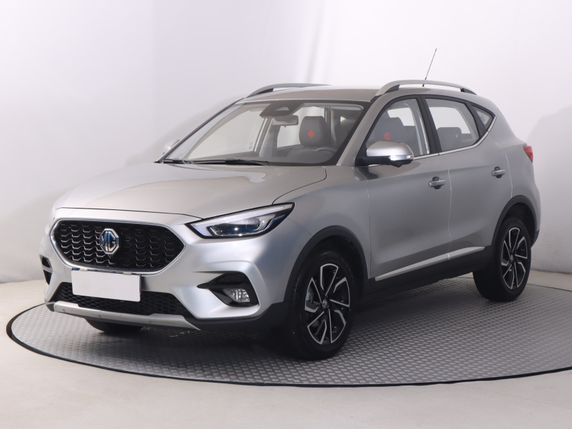 MG ZS SUV, 2025