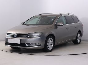 Volkswagen Passat - 2012