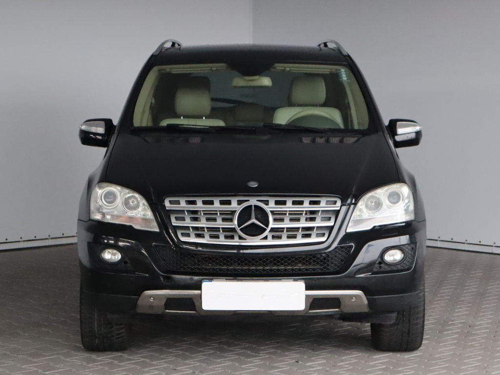 Mercedes-Benz ML