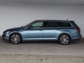 Volkswagen Passat - 2016