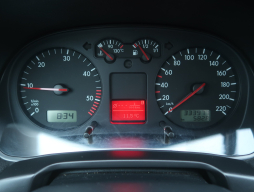 Volkswagen Golf 2003