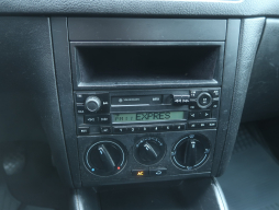 Volkswagen Golf 2003