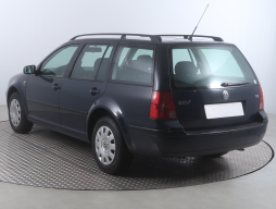 Volkswagen Golf 2003