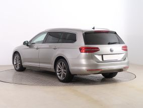 Volkswagen Passat - 2016