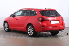 Opel Astra - 2014