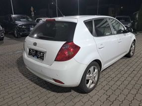 Kia Ceed - 2009