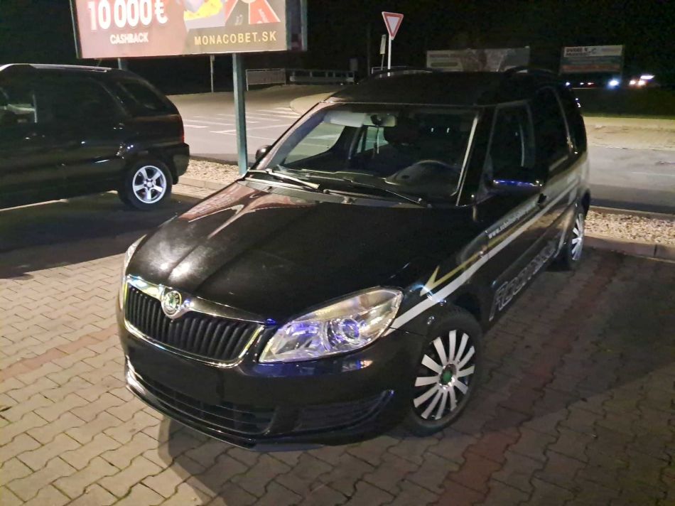 Skoda Roomster - 2011