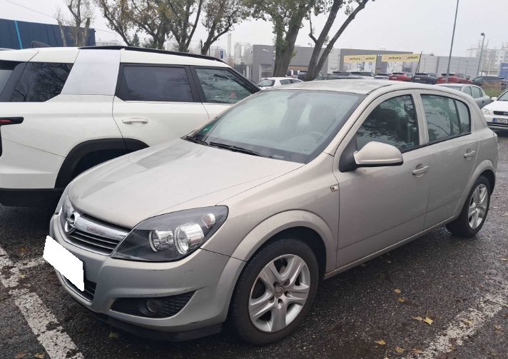 Opel Astra - 2010