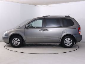 Kia Carnival - 2010