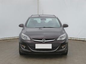 Opel Astra - 2013