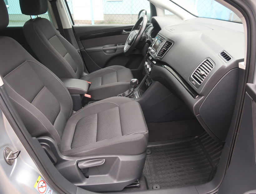 Seat Alhambra, 2012