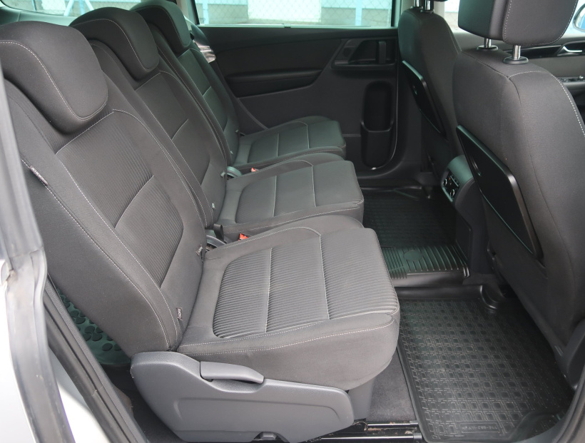 Seat Alhambra, 2012