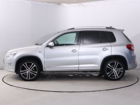 Volkswagen Tiguan - 2009