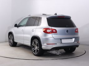 Volkswagen Tiguan - 2009
