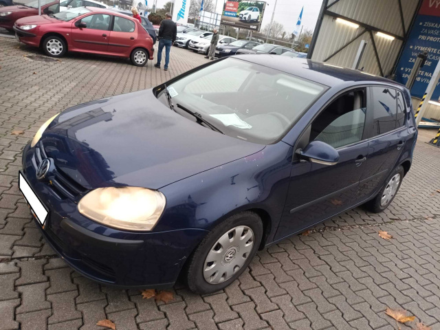 Volkswagen Golf 2004