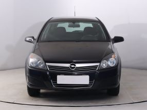 Opel Astra - 2010
