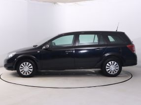 Opel Astra - 2010