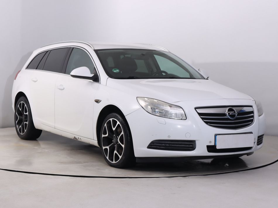 Opel Insignia - 2010