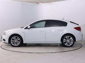 Chevrolet Cruze - 2011