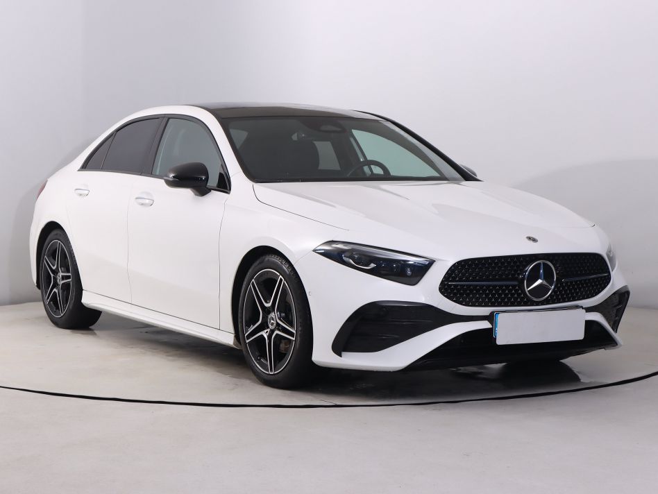 Mercedes-Benz A - 2023