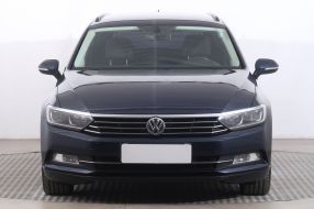Volkswagen Passat - 2015