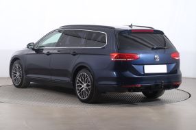 Volkswagen Passat - 2015