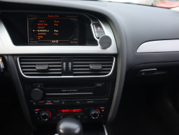 Audi Allroad A4 2010