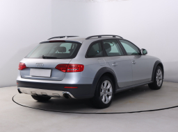 Audi Allroad A4 2010