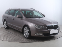 Škoda Superb 2010