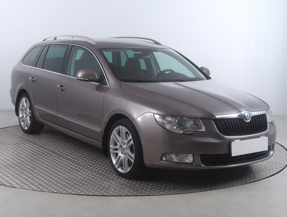 Skoda Superb - 2010