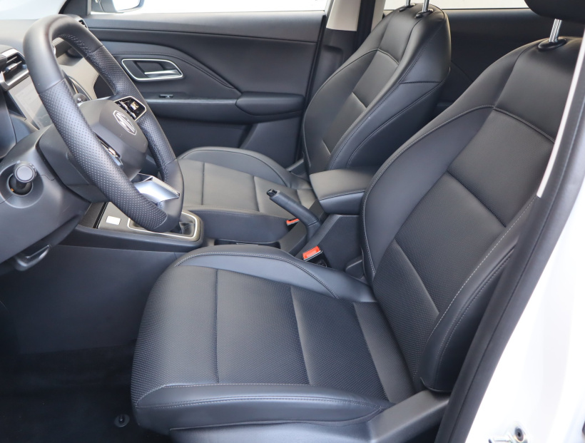 MG ZS SUV, 2025