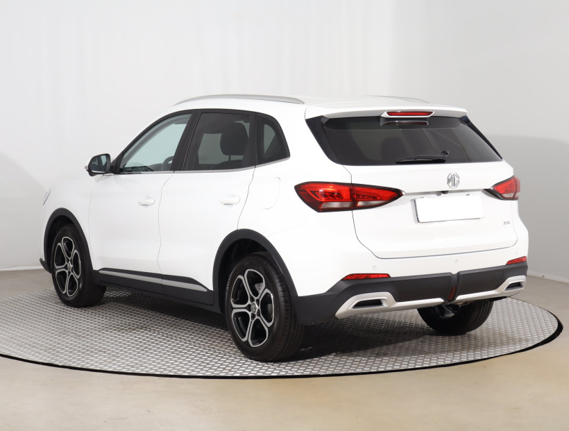 MG ZS SUV, 2025